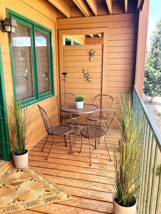 Style & Comfort At The Inn At SilverCreek - thumb 10