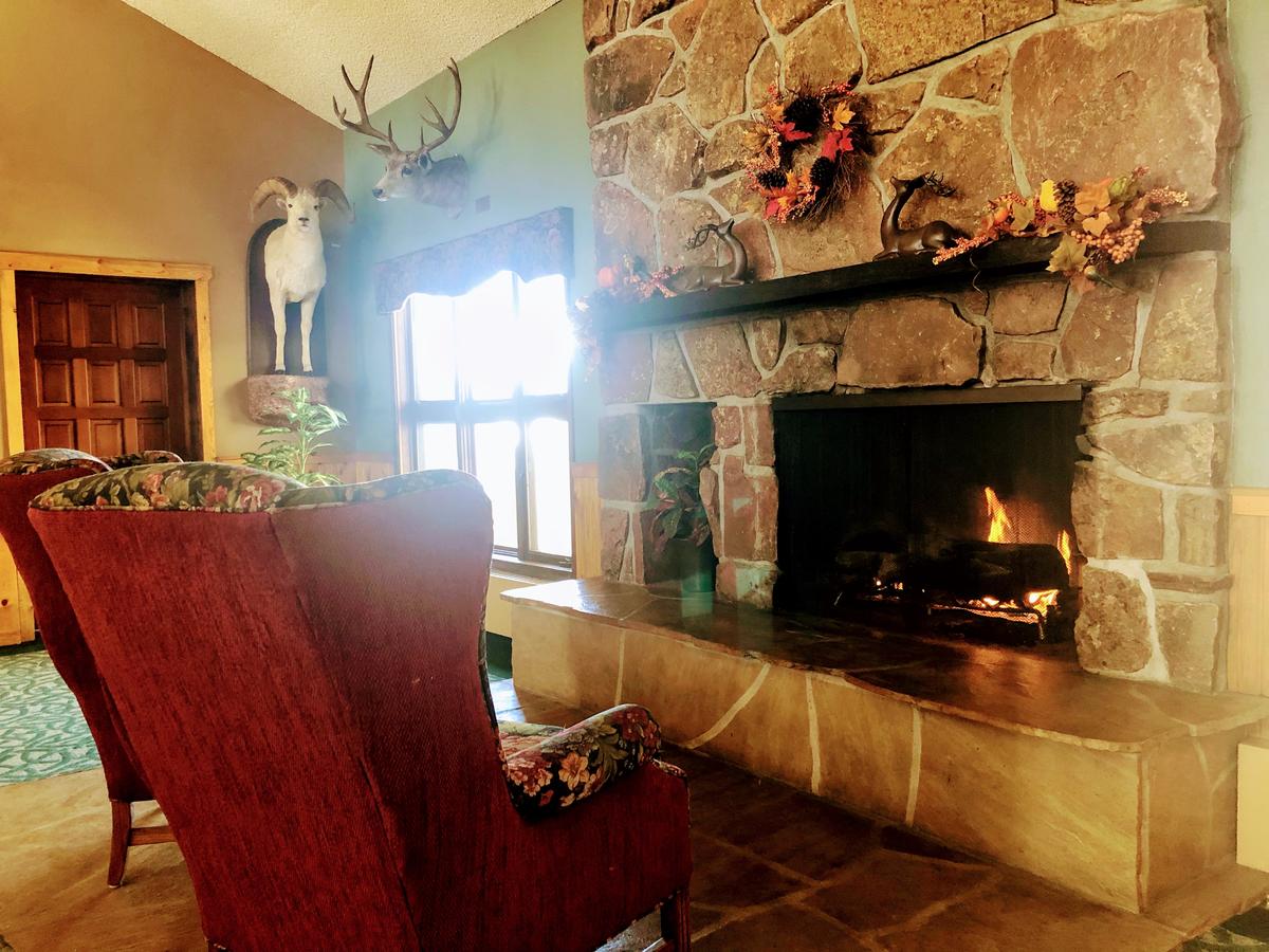 Style & Comfort At The Inn At SilverCreek - thumb 13