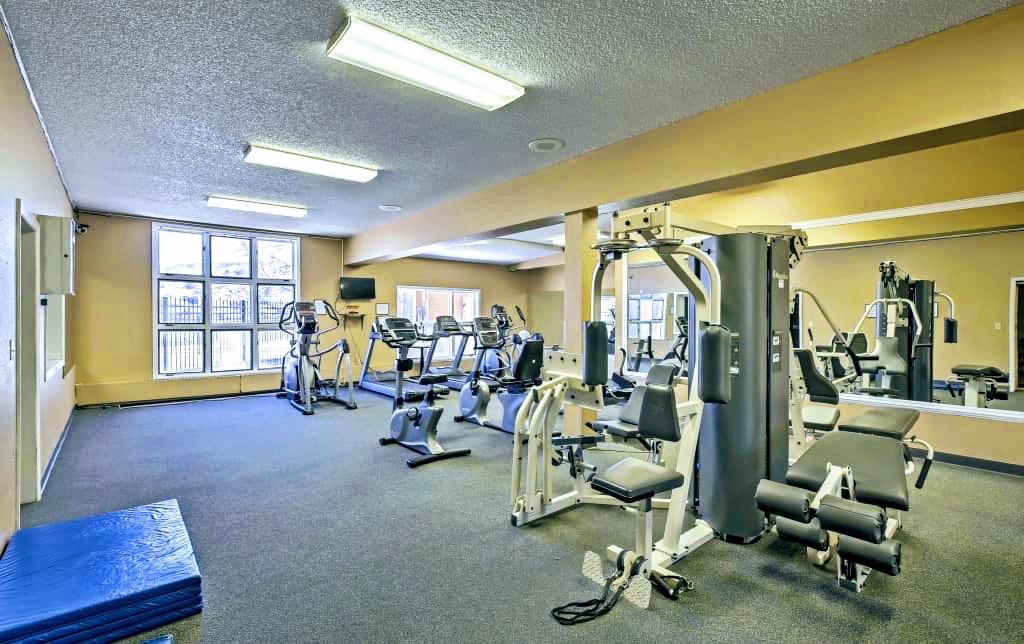 Style & Comfort At The Inn At SilverCreek - thumb 24