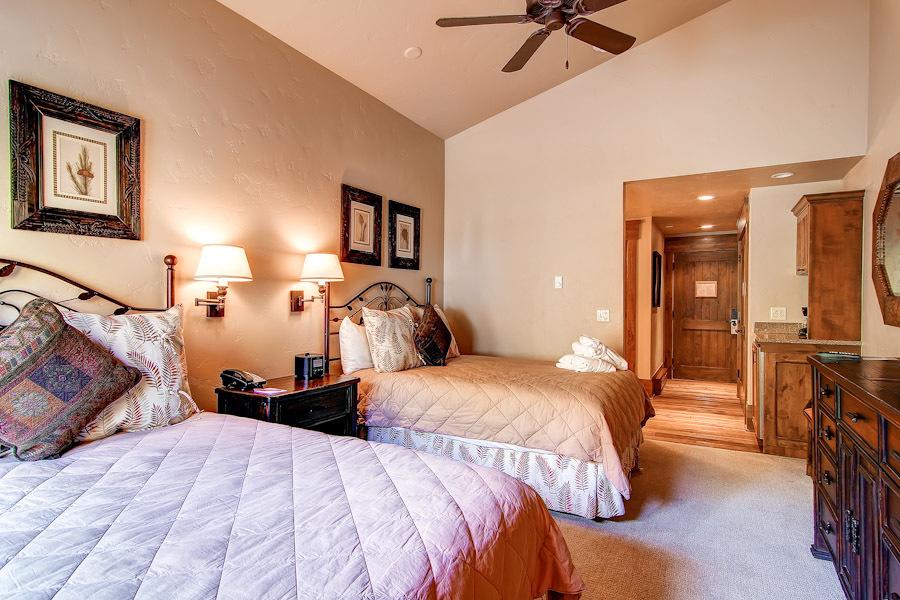 The Charter At Beaver Creek - thumb 21