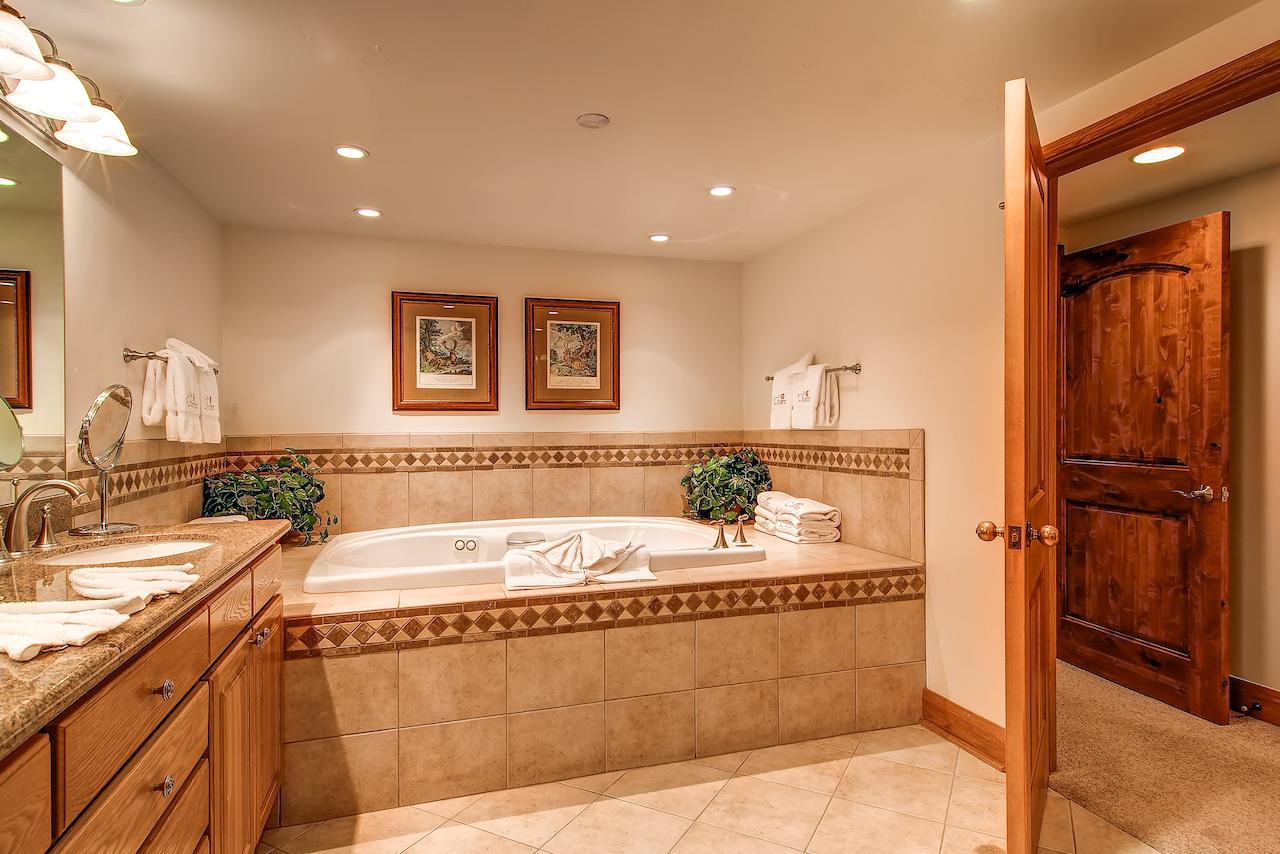 The Charter At Beaver Creek - thumb 19