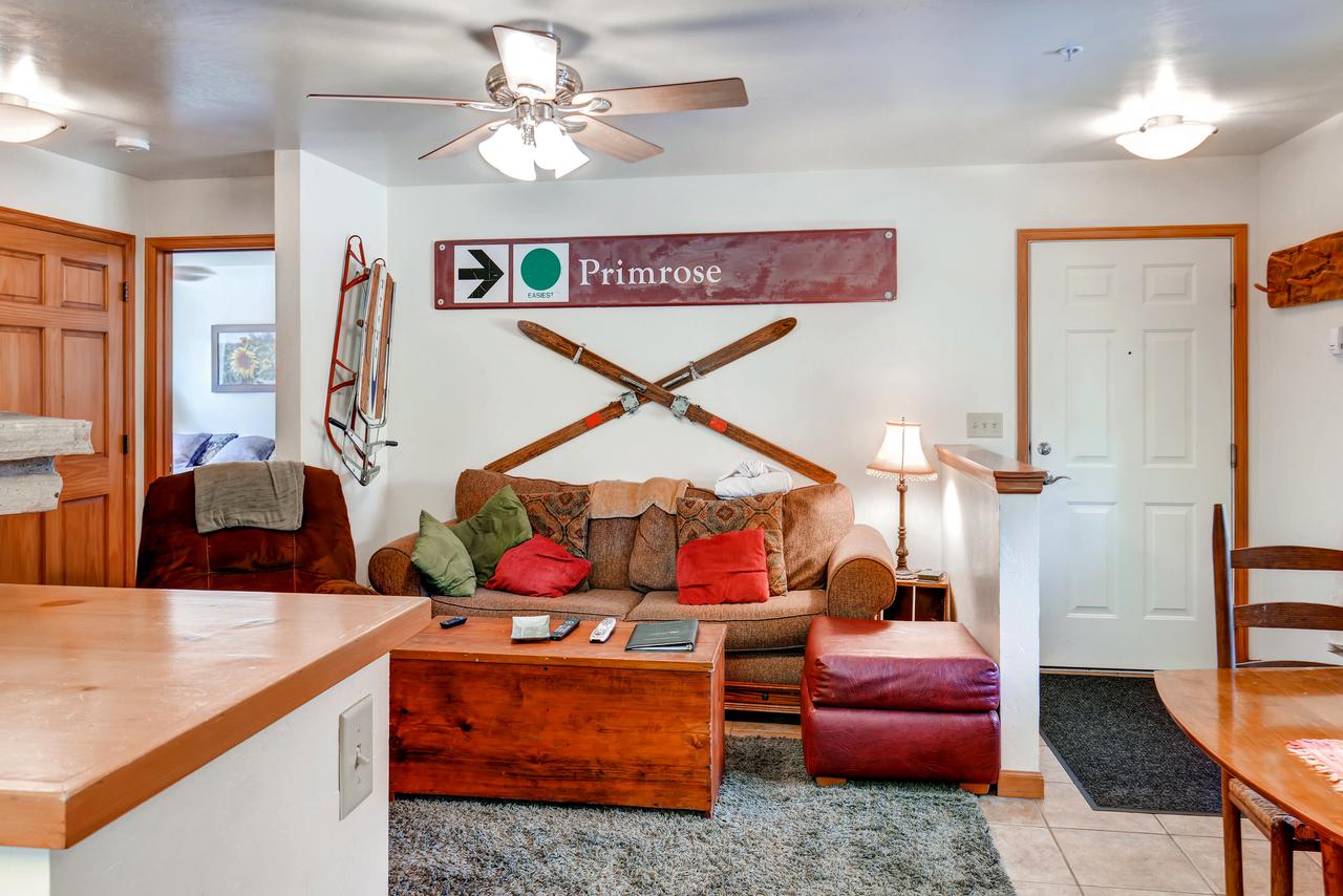 Two-Bedroom Condo At Streamside Lane - thumb 0