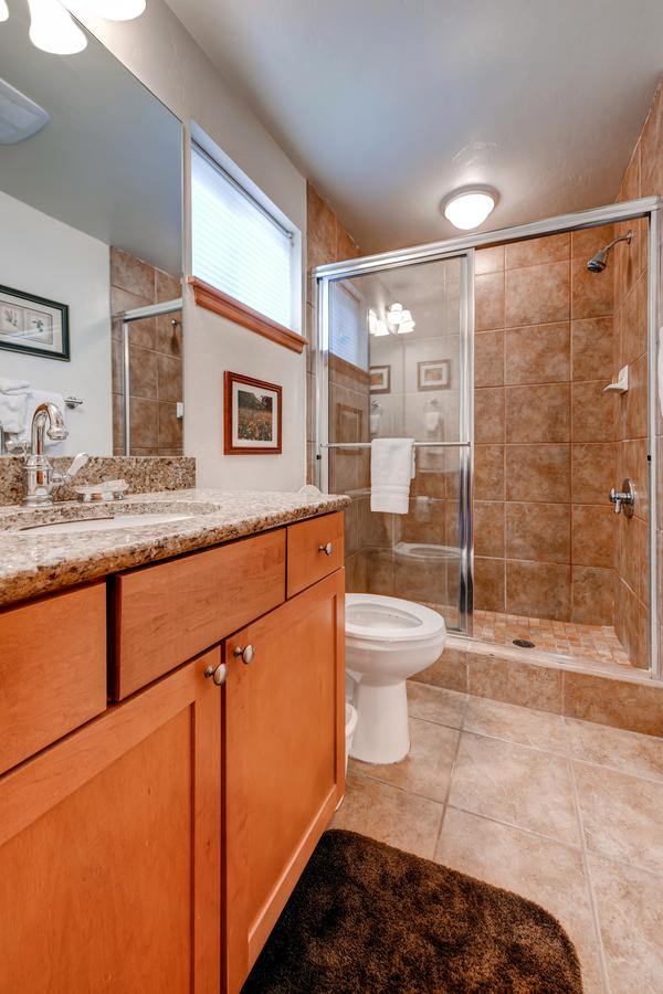 Two-Bedroom Condo At Streamside Lane - thumb 14