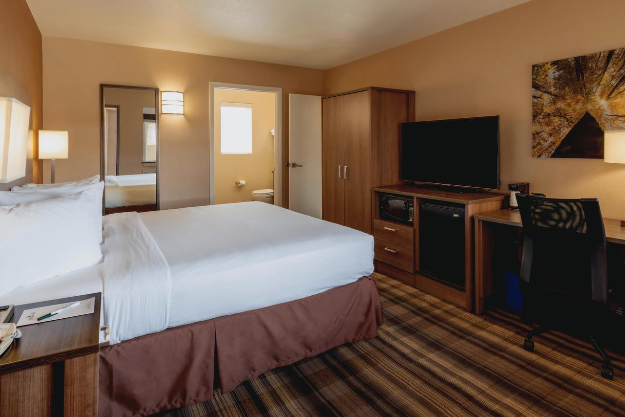 Boulder University Inn - thumb 5