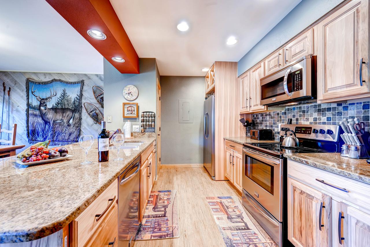 Two-Bedroom Park Place Condo B103 In Breckenridge - thumb 5