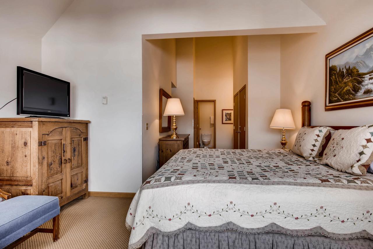 River Mountain Lodge - thumb 14