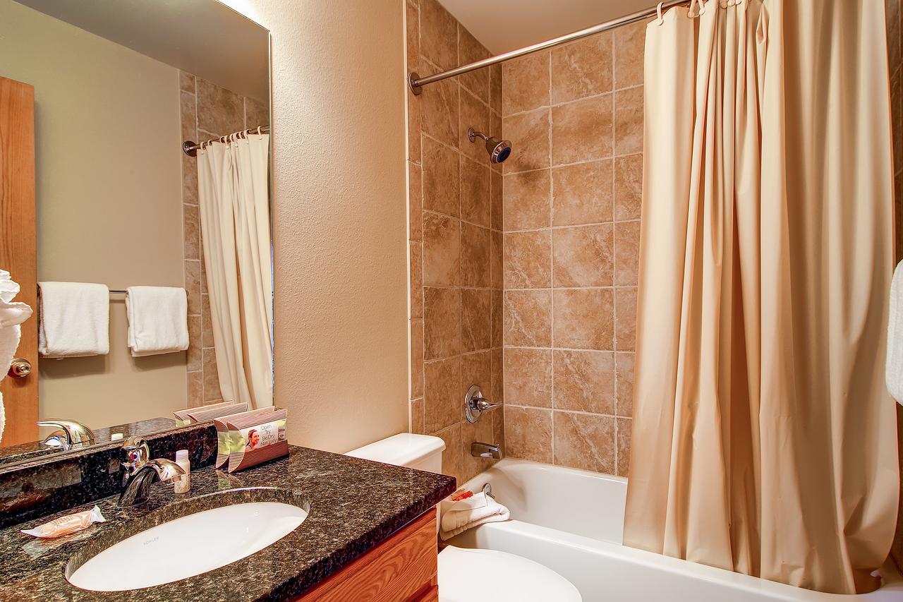 River Mountain Lodge - thumb 27