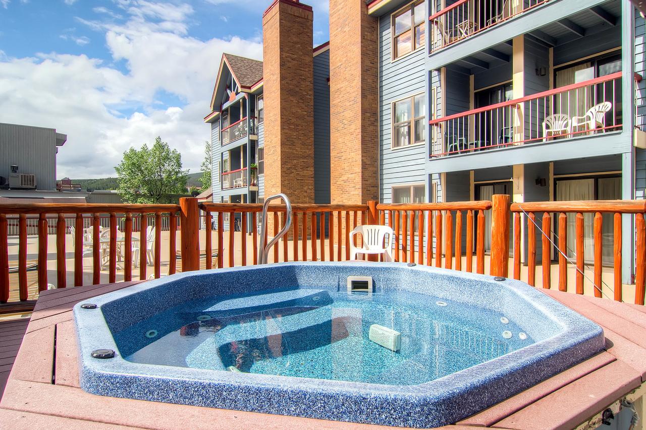 River Mountain Lodge - thumb 11