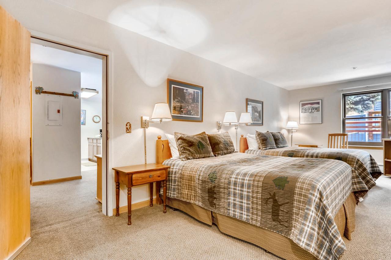 River Mountain Lodge - thumb 3