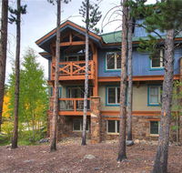 Los Pinos D-24 - Tourism Bookings