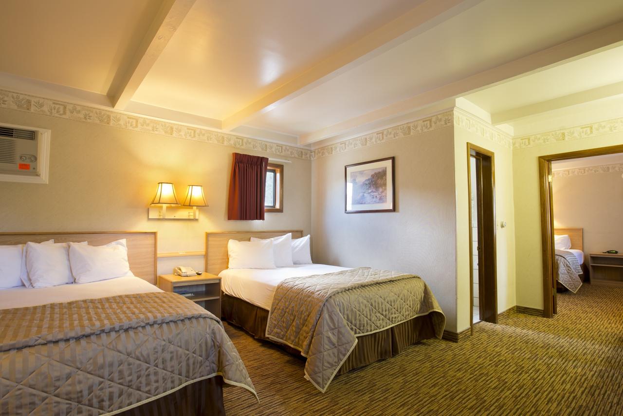 Glenwood Springs Cedar Lodge - thumb 22