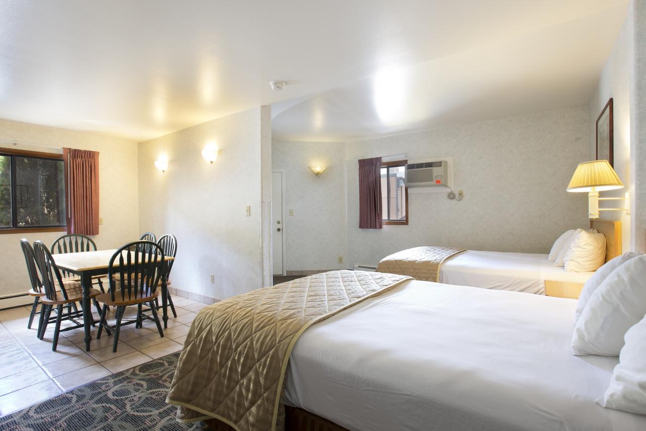 Glenwood Springs Cedar Lodge - thumb 24