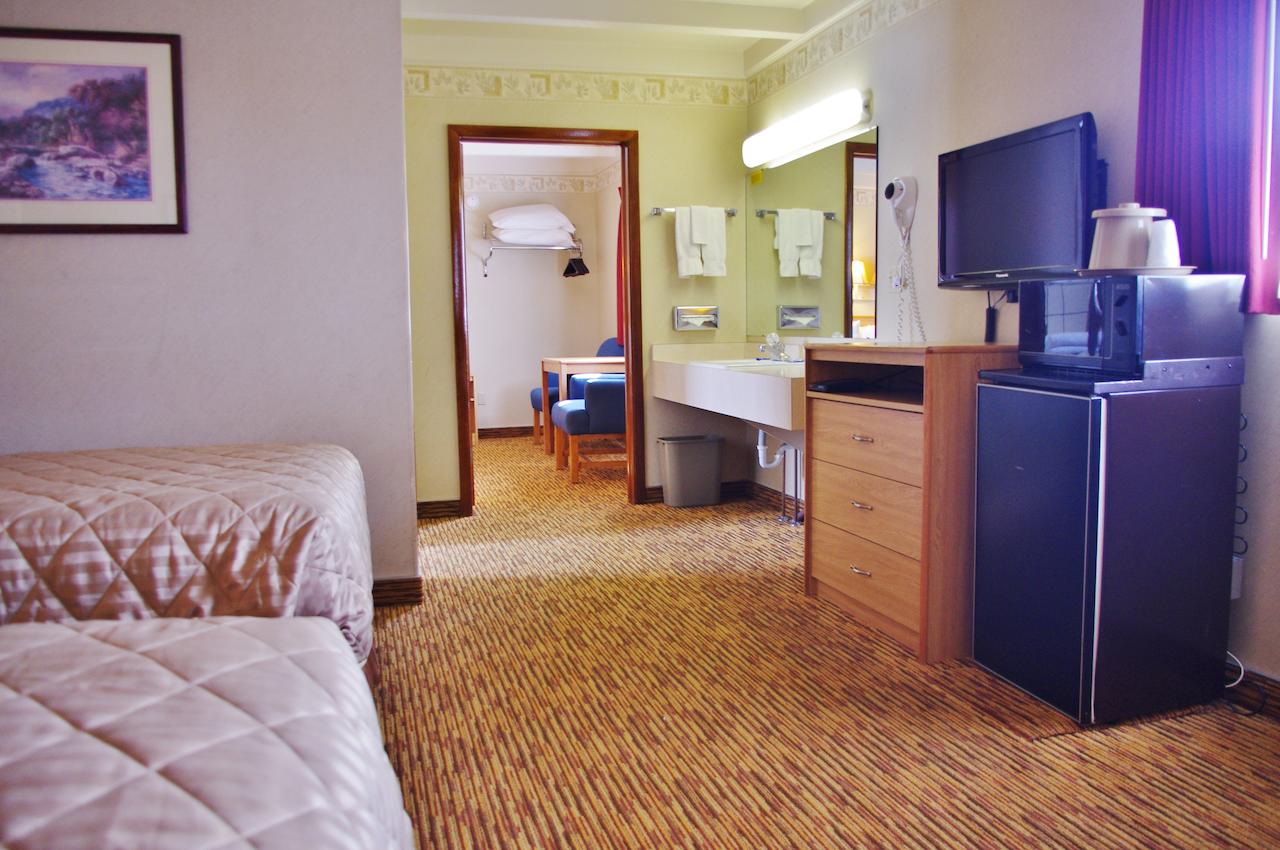 Glenwood Springs Cedar Lodge - thumb 33