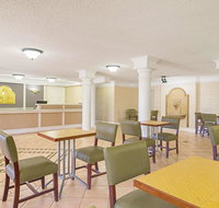 La Quinta Inn by Wyndham Denver Northglenn - Tourism Bookings