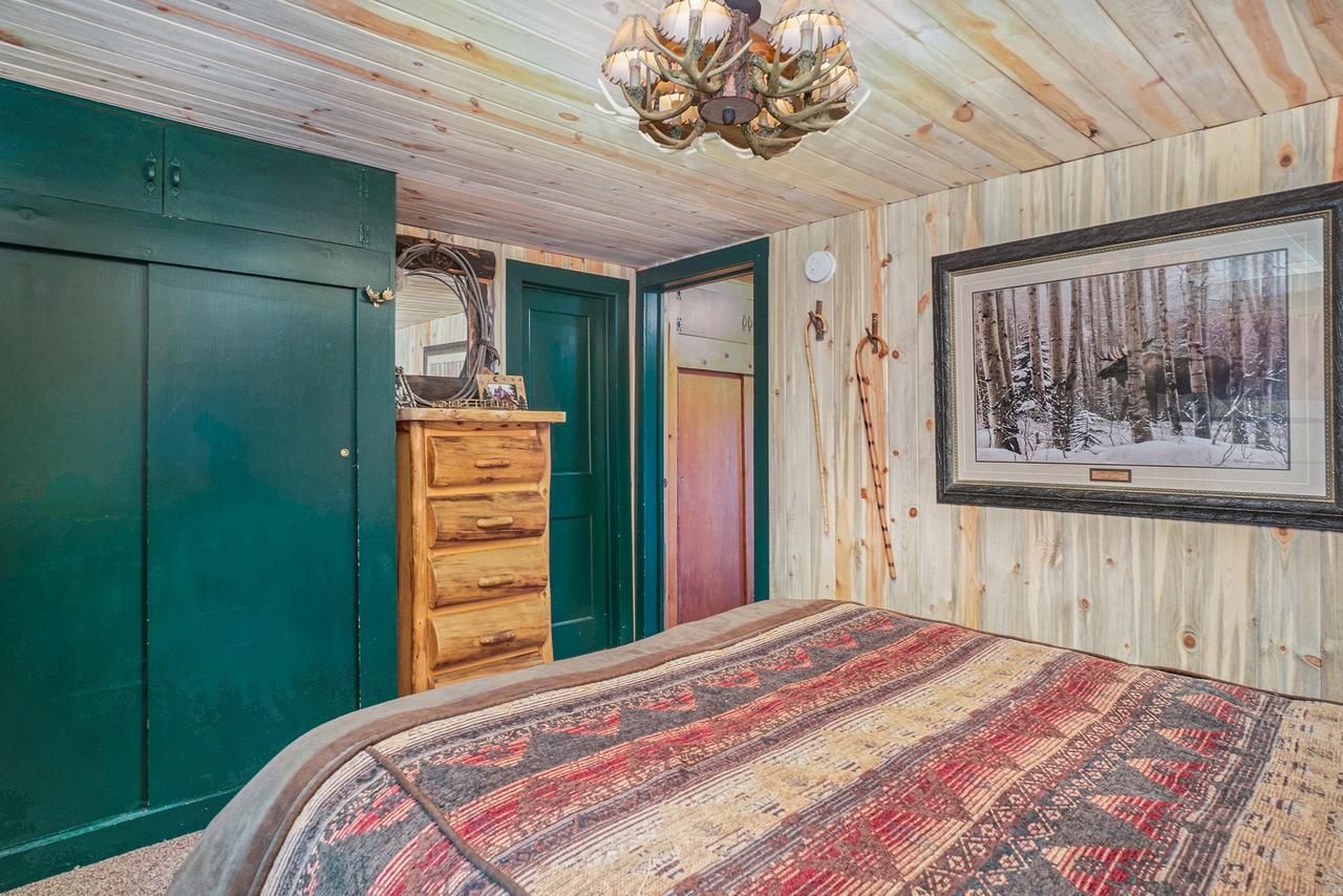 Million Dollar View Cabin - thumb 24