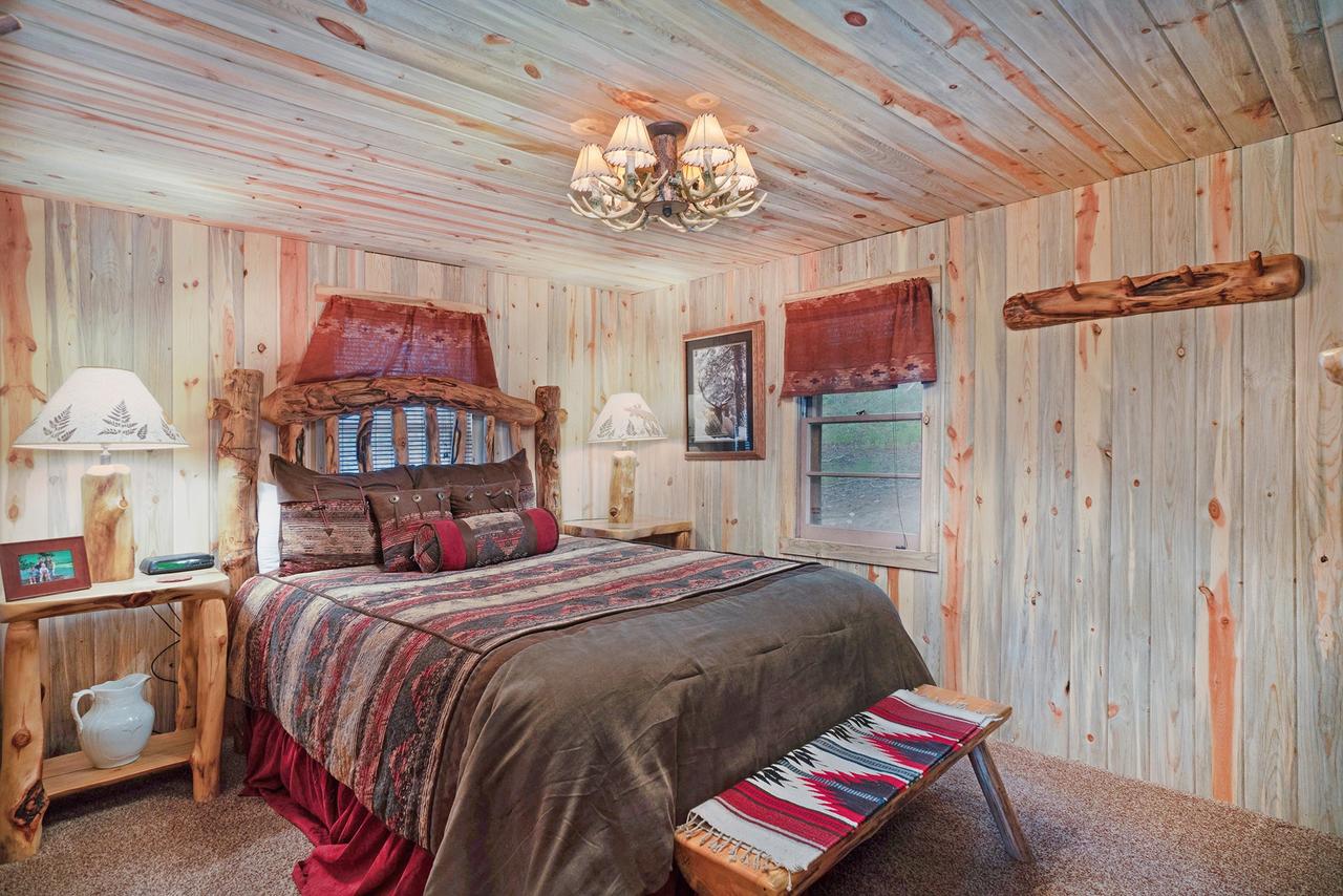 Million Dollar View Cabin - thumb 12