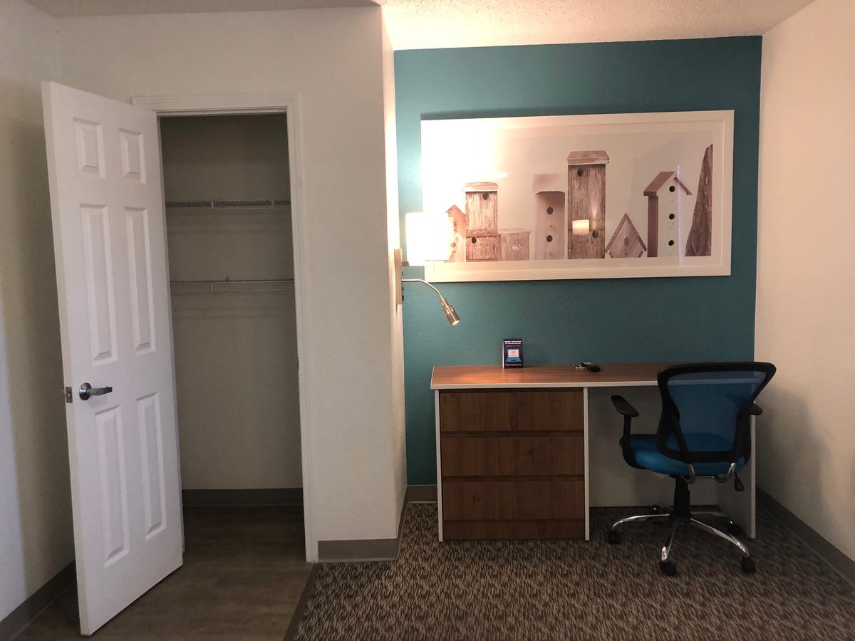 InTown Suites Extended Stay Denver East - thumb 6