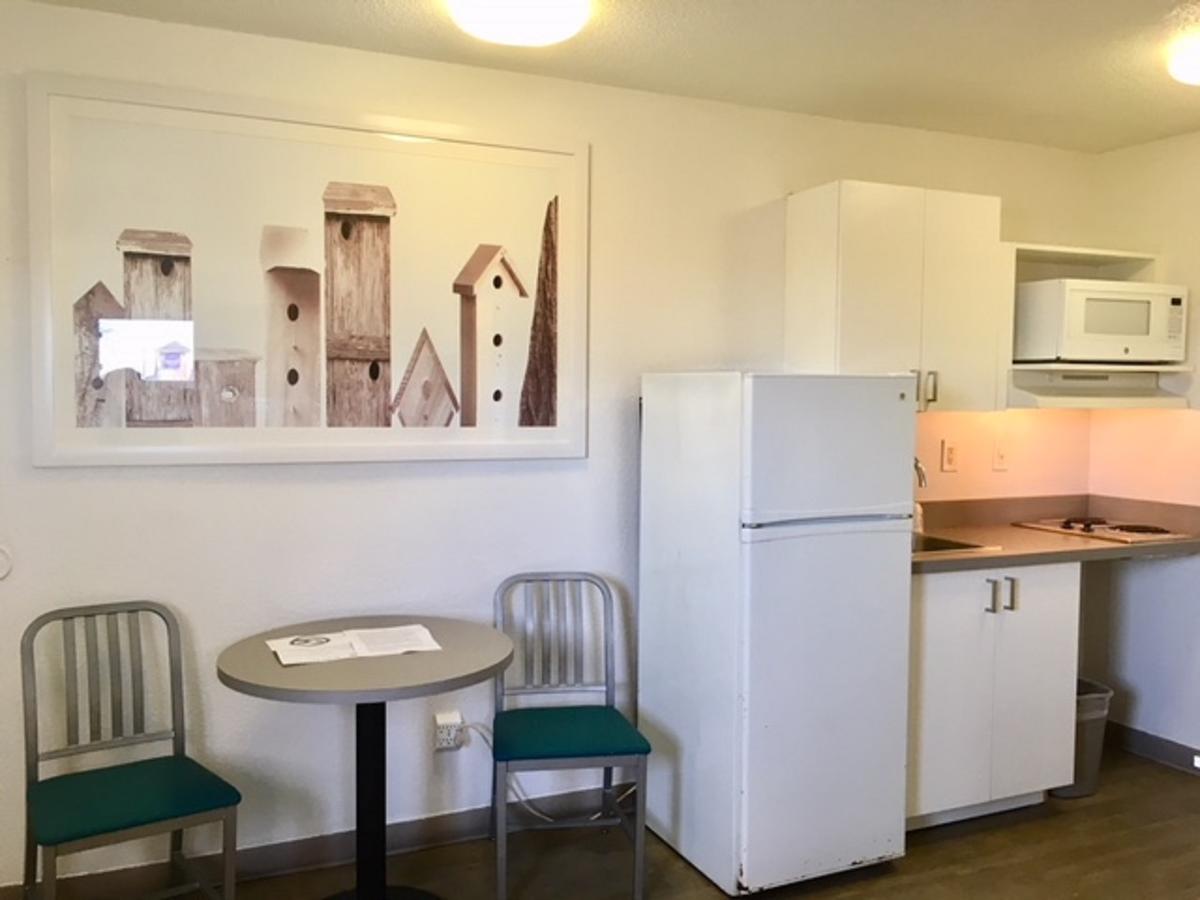 InTown Suites Extended Stay Denver East - thumb 1