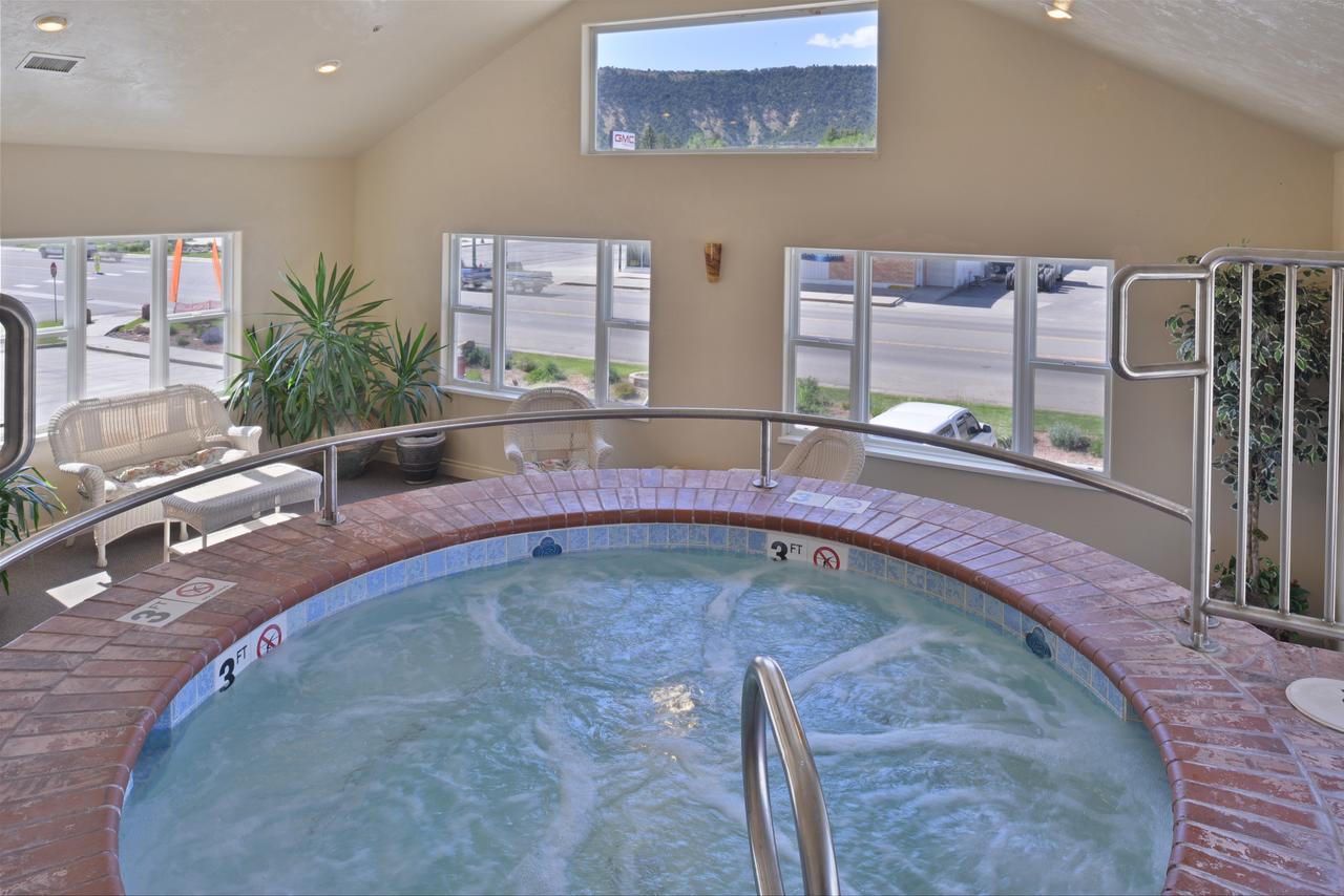 Colorado's Blue Spruce Inn - thumb 6