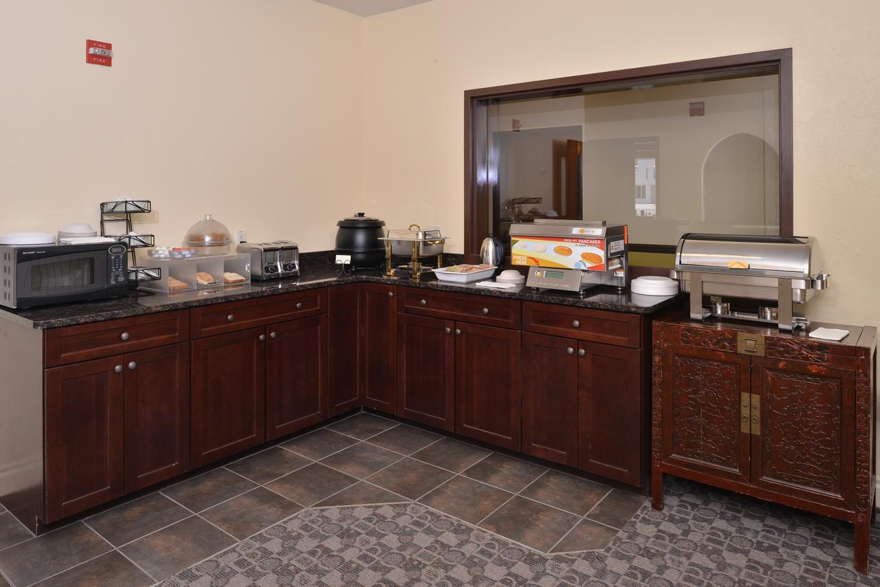 Colorado's Blue Spruce Inn - thumb 11