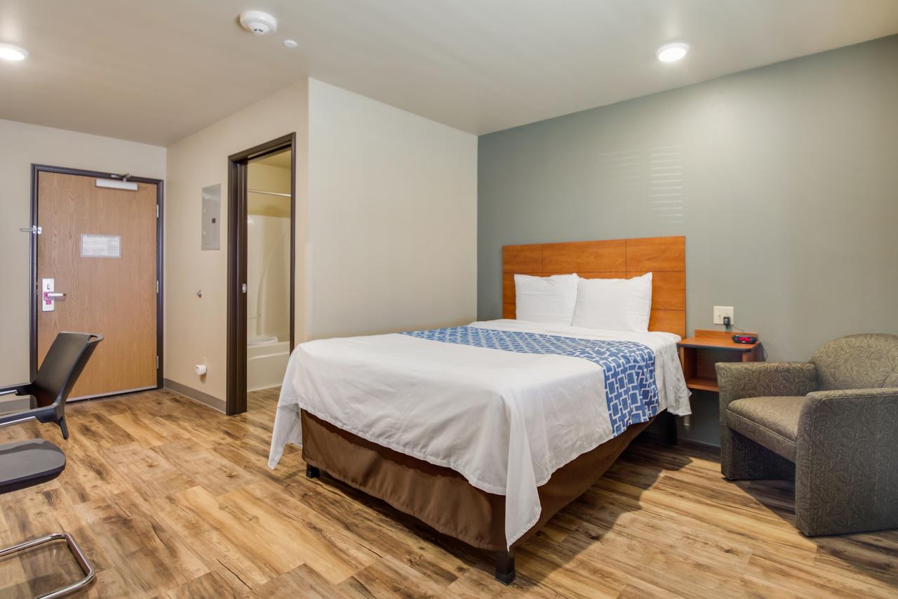Econo Lodge Burlington - thumb 27