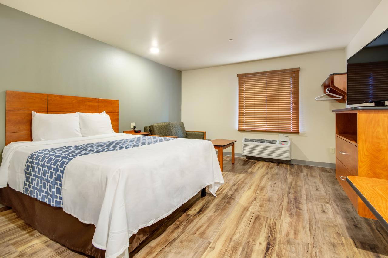 Econo Lodge Burlington - thumb 16