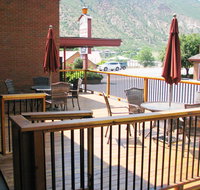 Frontier Lodge - USA Accommodation