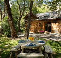 Lodge at River's Edge - Tourism Bookings