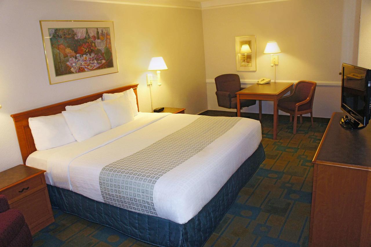 Quality Inn - thumb 3