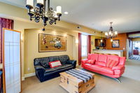 224Writers 100 Tourism Bookings