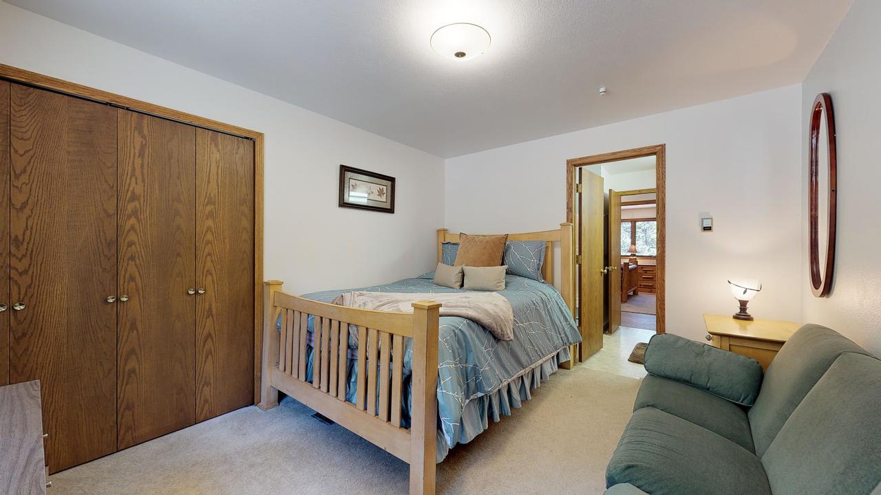 2 Bed 2 Bath Vacation Home In Estes Park - thumb 14