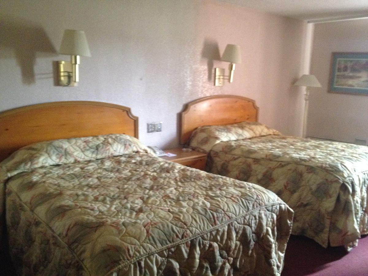 Rodeway Inn & Suites - thumb 8