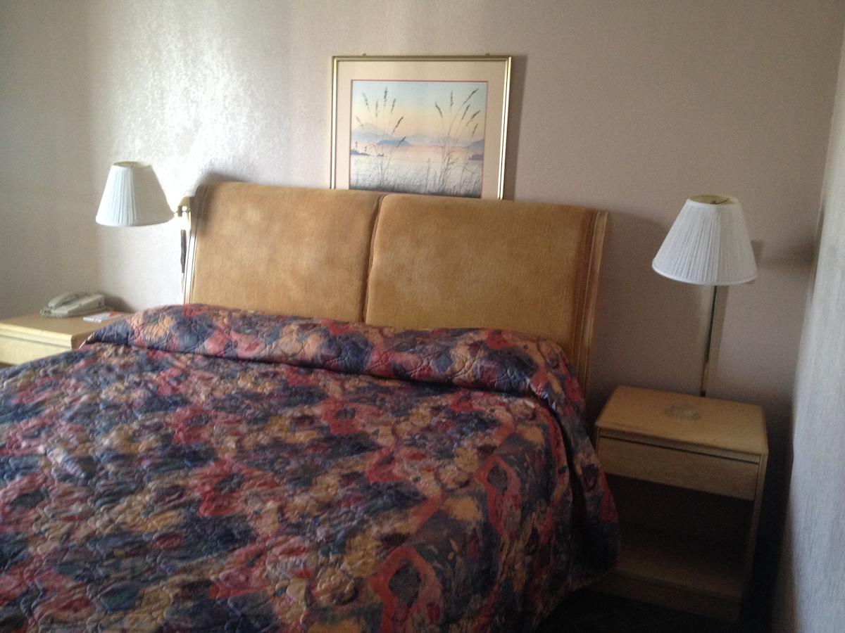 Rodeway Inn & Suites - thumb 3
