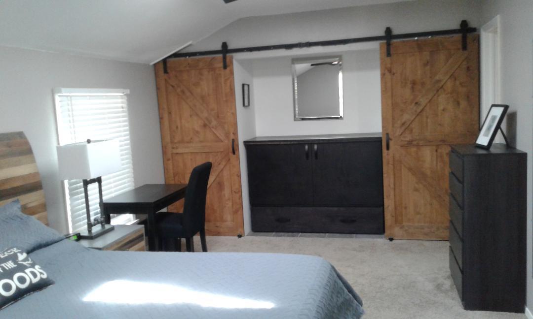 Clear Creek Retreat - thumb 2