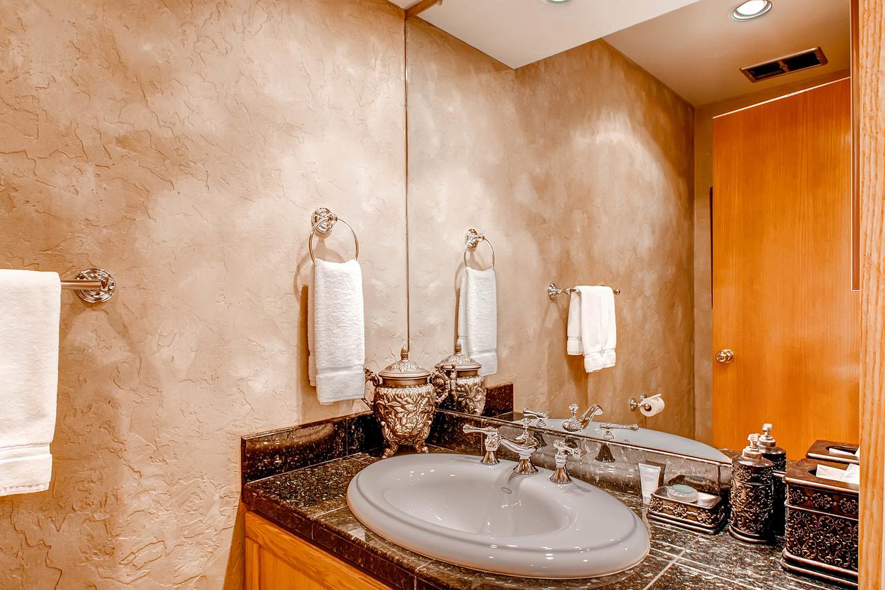 The Centennial Residences Unit 22 - thumb 3