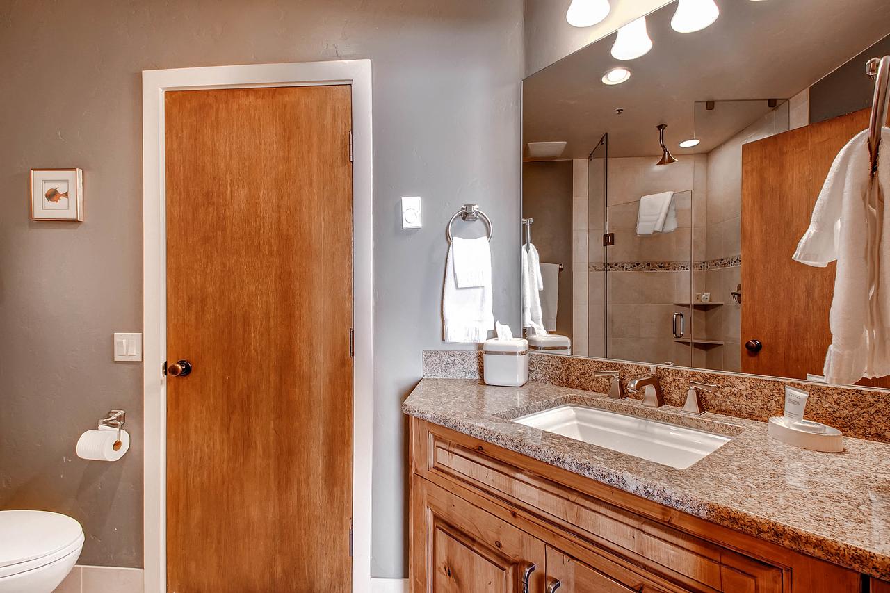 The Centennial Residences Unit 29 - thumb 11
