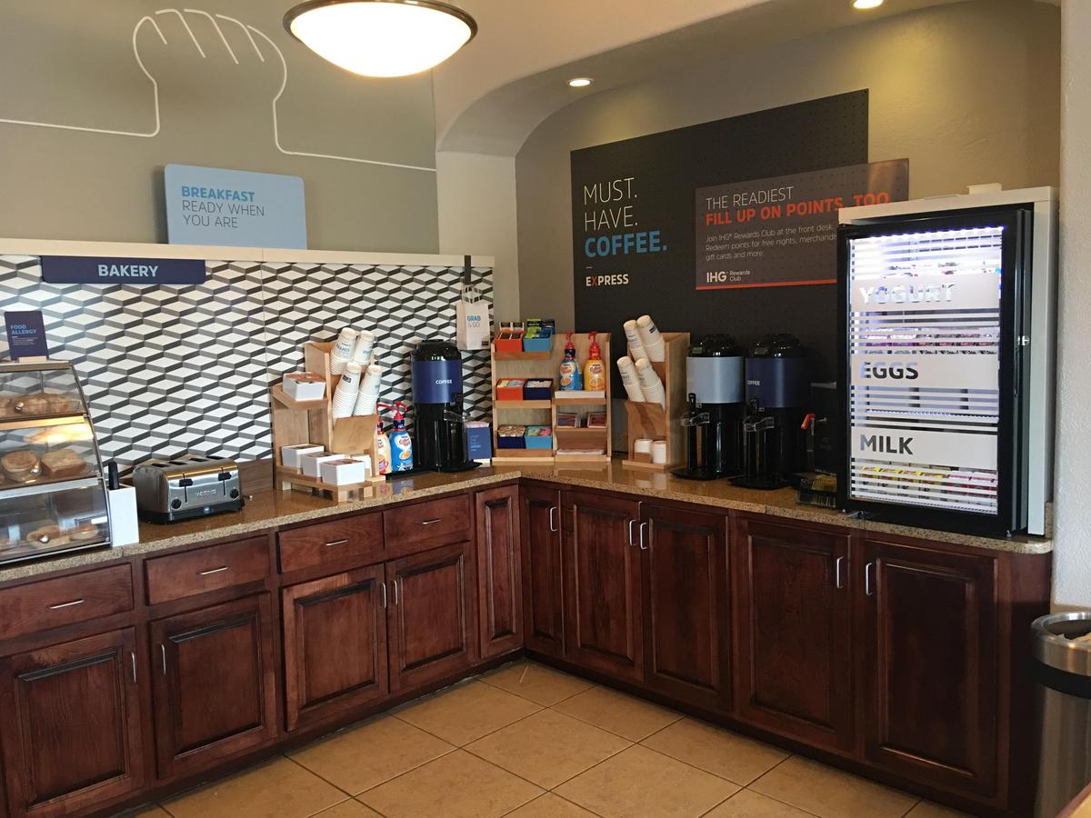 Holiday Inn Express Hotel & Suites Alamosa - thumb 21