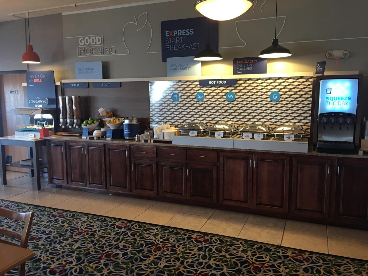 Holiday Inn Express Hotel & Suites Alamosa - thumb 20