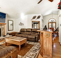 Deer Blvd 283 - Tourism Bookings