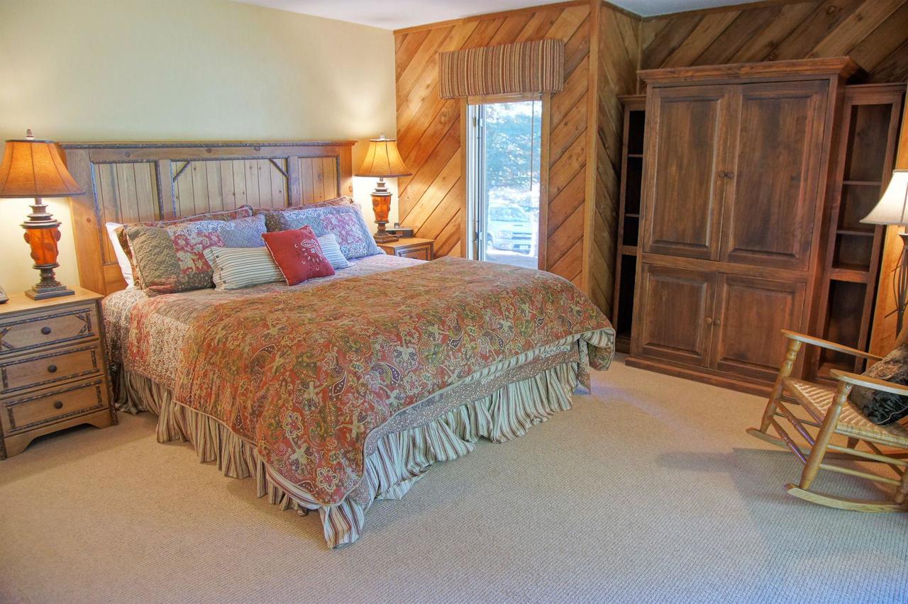 141 Willis Place (208443 - 9414) Townhouse - thumb 5