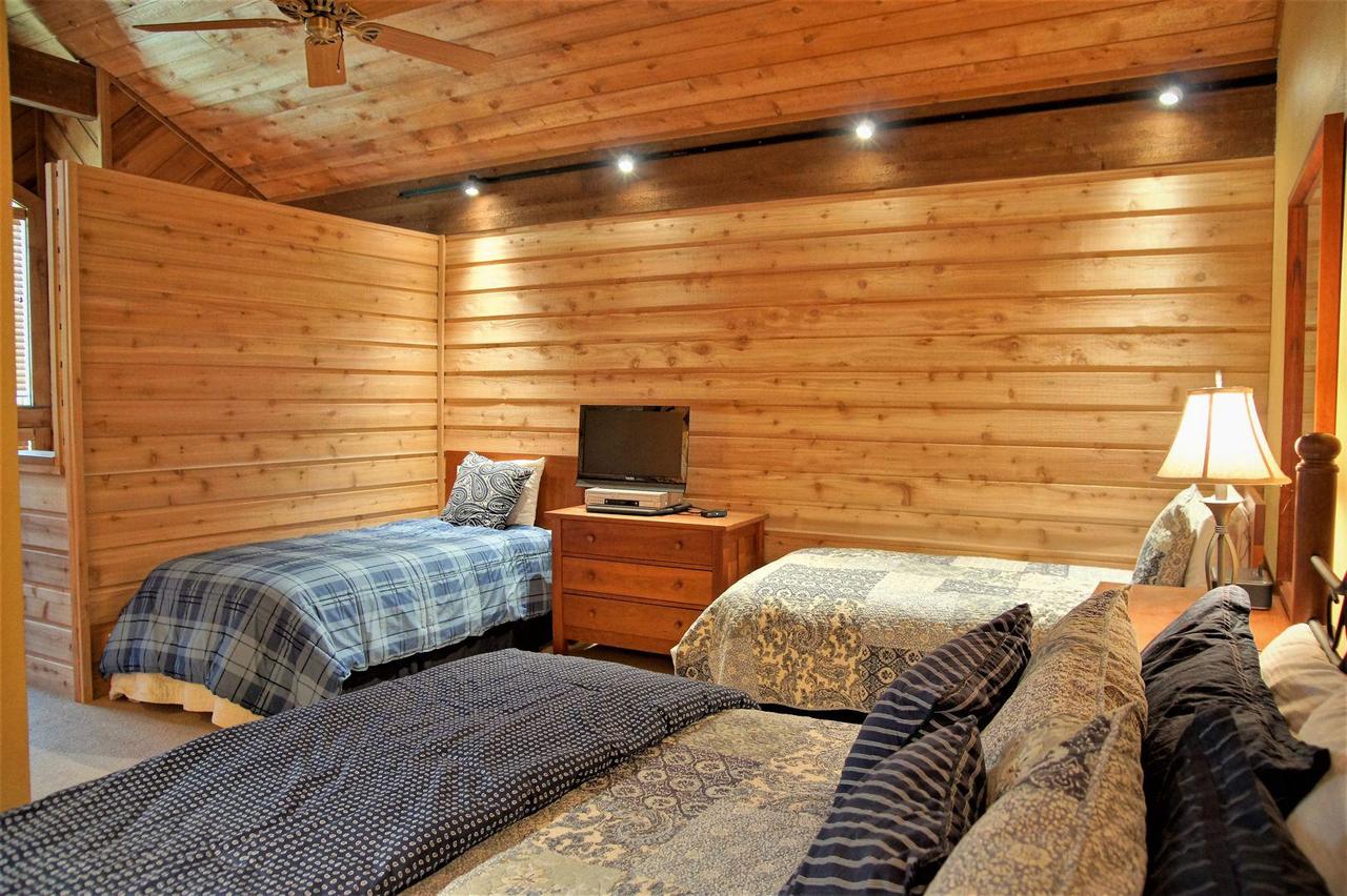 141 Willis Place (208443 - 9414) Townhouse - thumb 4