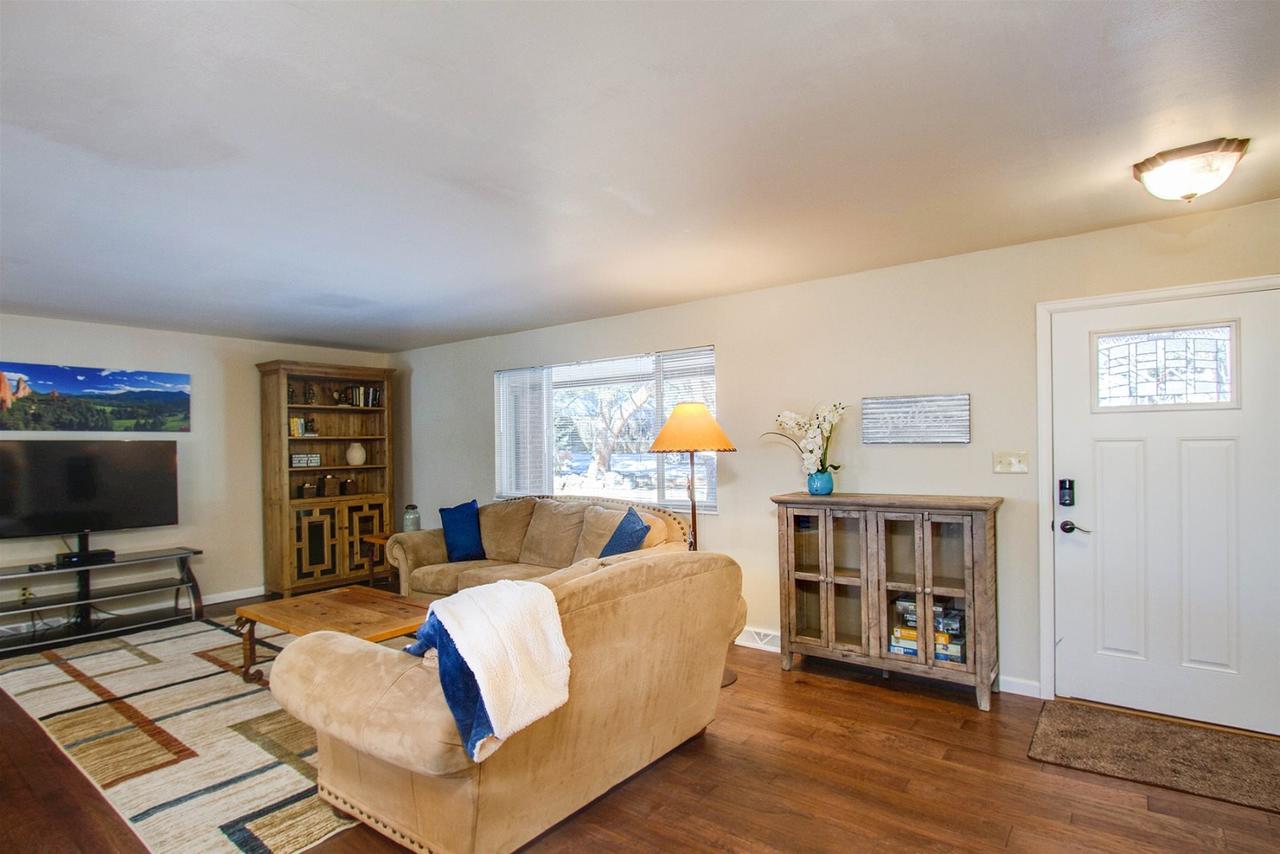 3812_Somerset - thumb 17