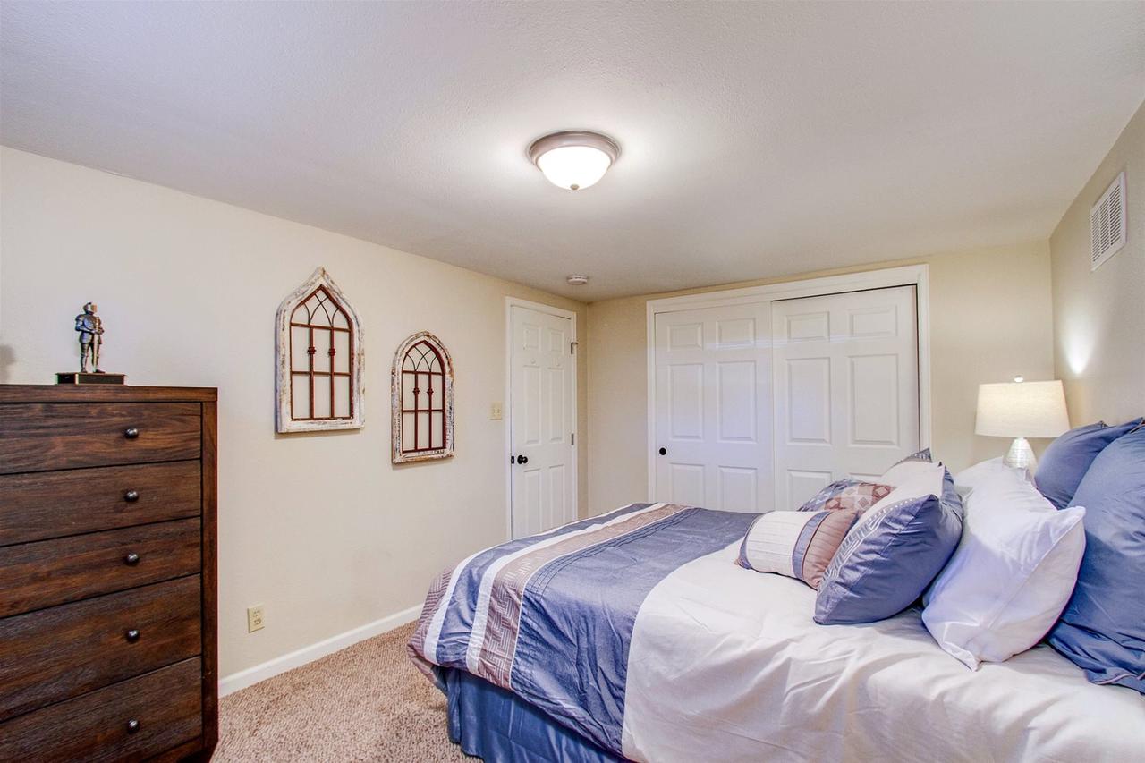 3812_Somerset - thumb 32