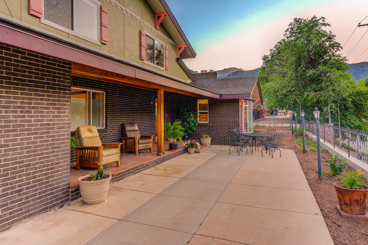 INNhale Bed And Brunch - thumb 43