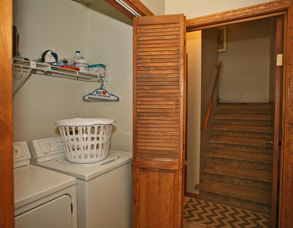 64 Engineer Drive Townhouse - thumb 8