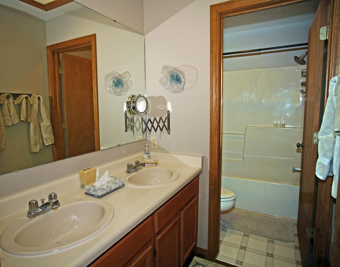64 Engineer Drive Townhouse - thumb 13