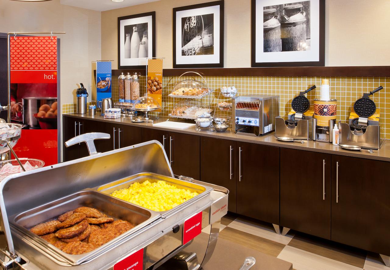 Hampton Inn Shelton - thumb 4