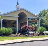 Quality Inn Mystic - Tourism Bookings