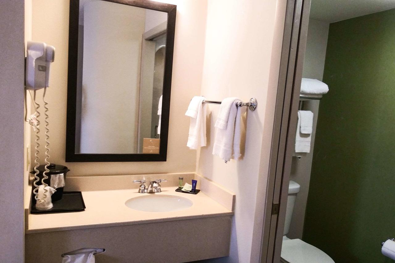 Sleep Inn & Suites Niantic - thumb 22