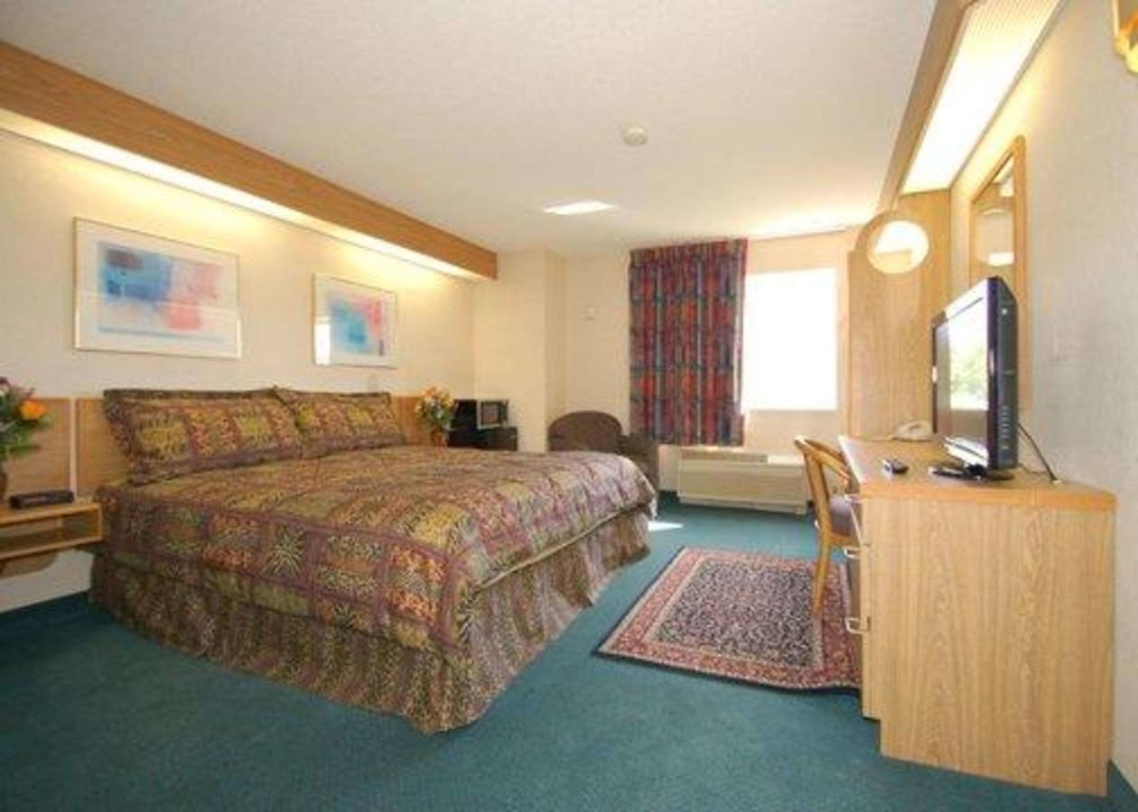 Rodeway Inn Willington North - thumb 3